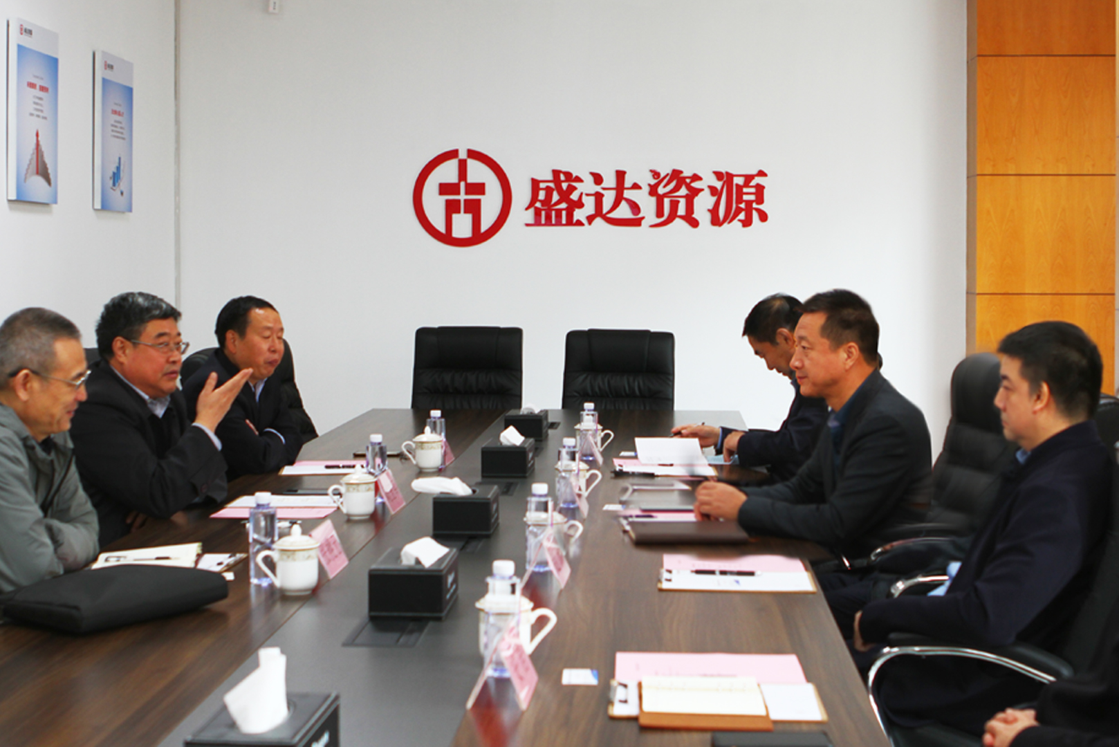 中国华冶科工集团董事长刘玉军率队到访开云电子官方网站-开云（中国）
